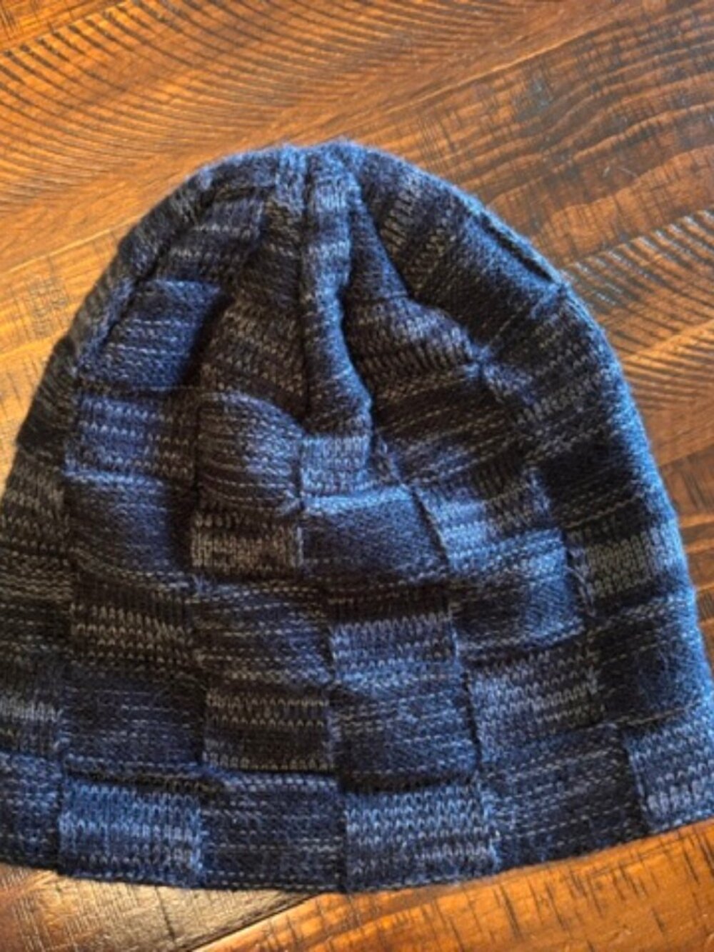 Stylish Beanie black and gray pattern with faux fur liner